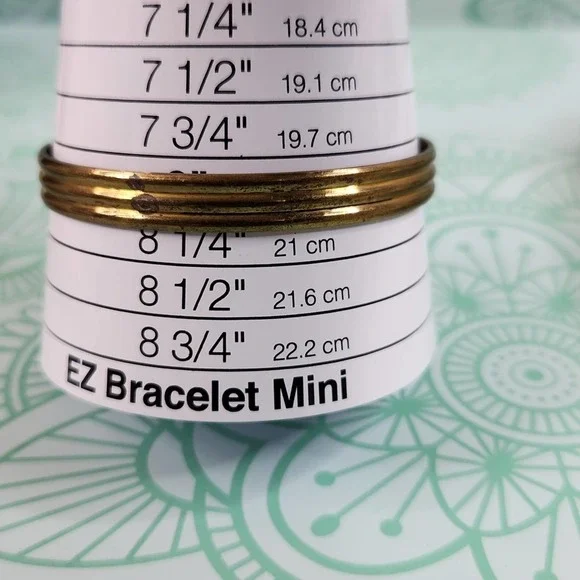 5/$20 Bundle deal - Gold-tone Bracelet - Picture 3 of 3
